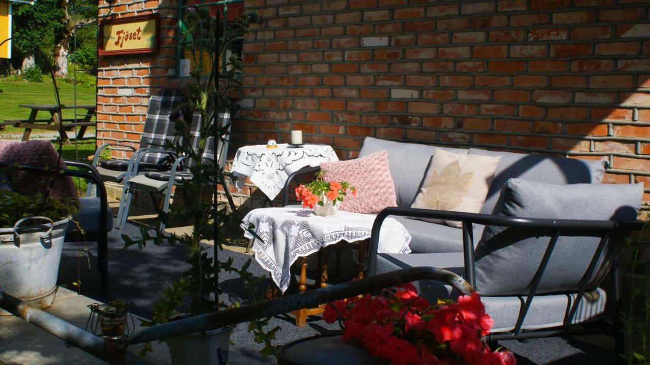 Ferienwohnung Fjoset Pa Knardal Neset Exterior foto